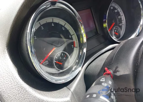 2011 Dodge Durango Heat z USA, uszkodzony, nr VIN 1D4RE3GG8BC687679